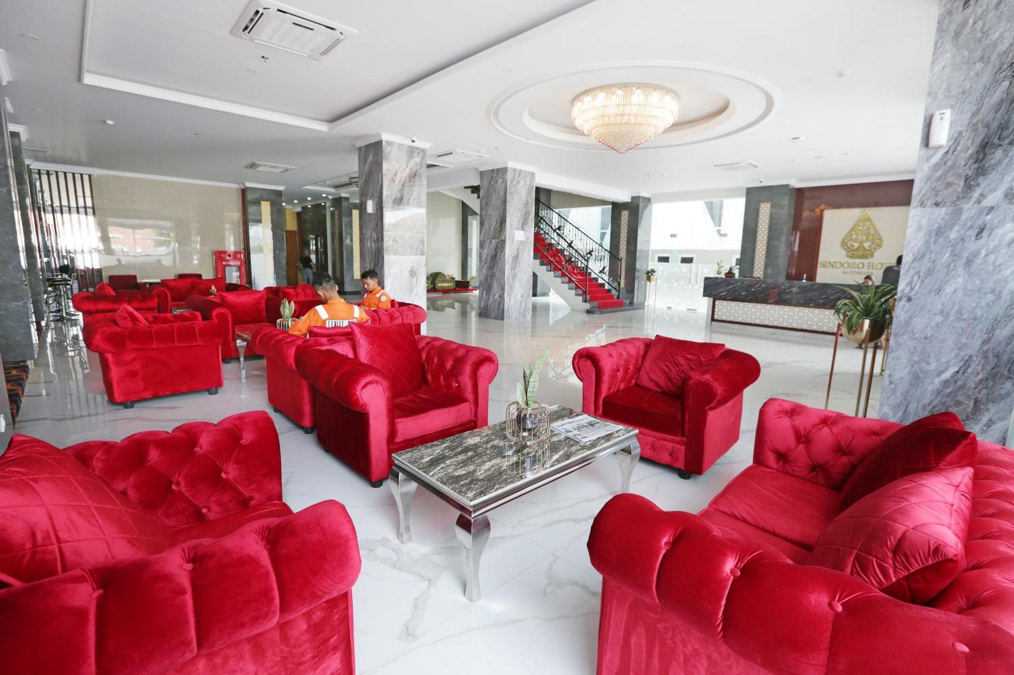 Sindoro Hotel Cilacap By Conary Екстер'єр фото