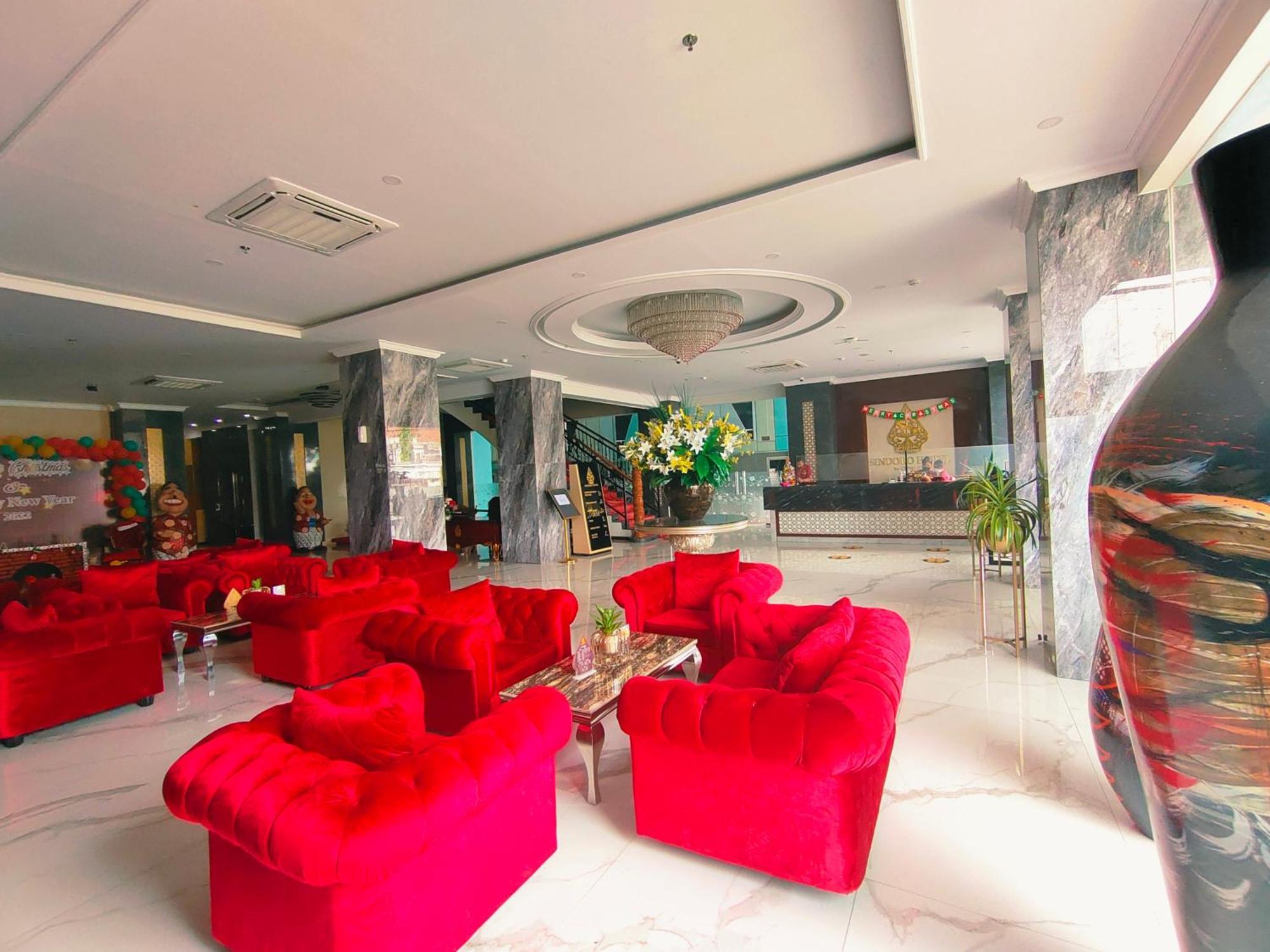 Sindoro Hotel Cilacap By Conary Екстер'єр фото