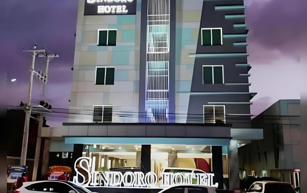 Sindoro Hotel Cilacap By Conary Екстер'єр фото